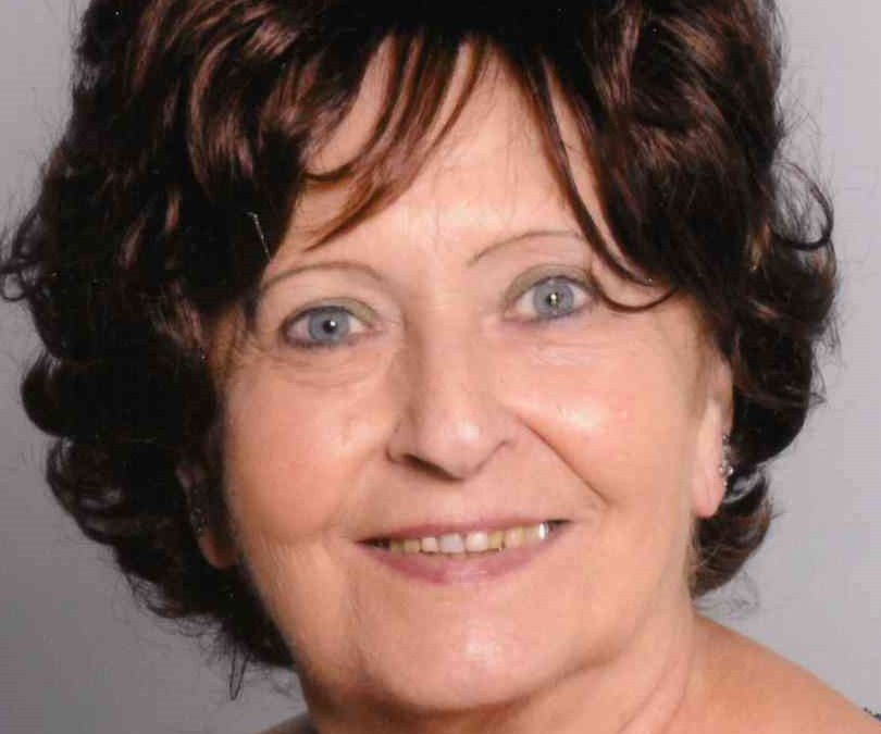 Madame Evelyne HERNU née RECK